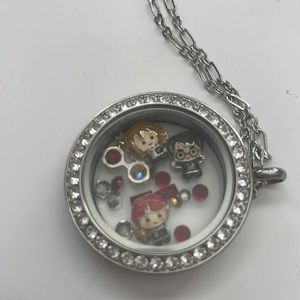 Harry Potter Origami Owl 18” necklace with Swarovski crystals